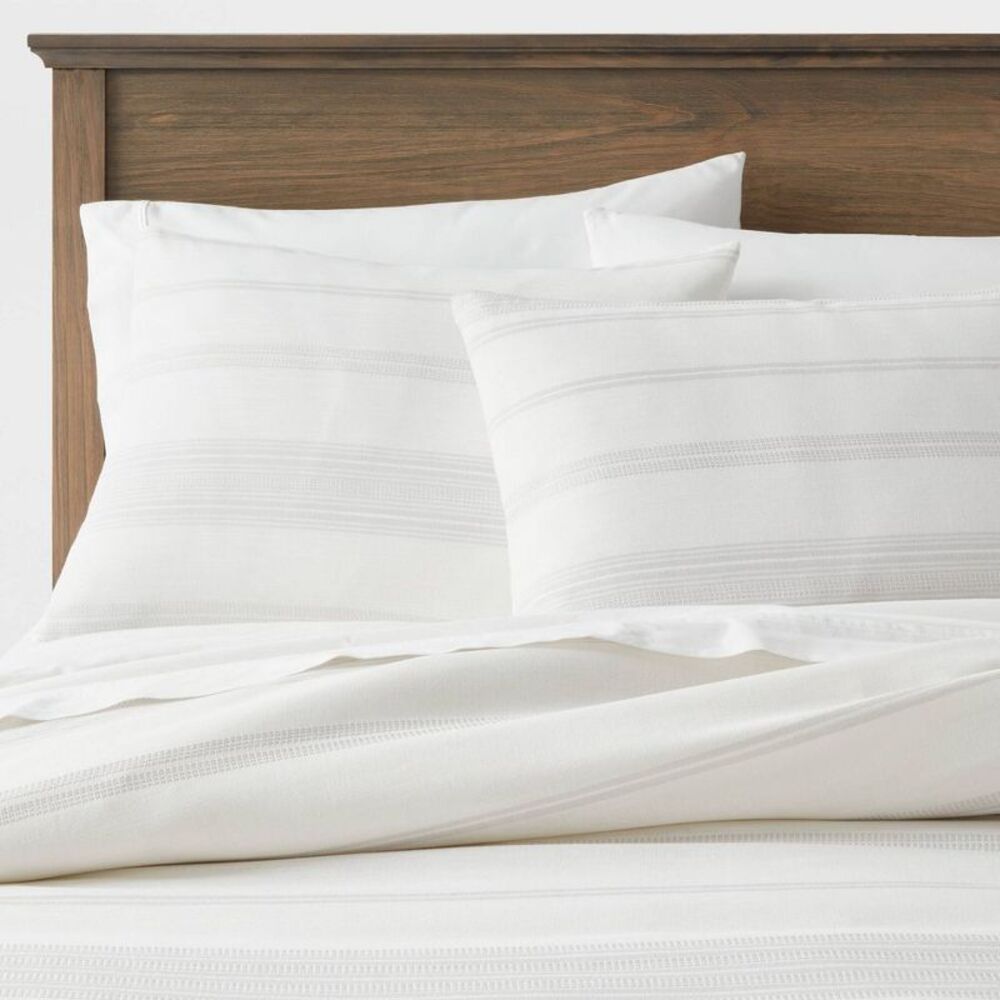 Full/Queen Cotton Woven Stripe Duvet Cover Set - White/Light Gray